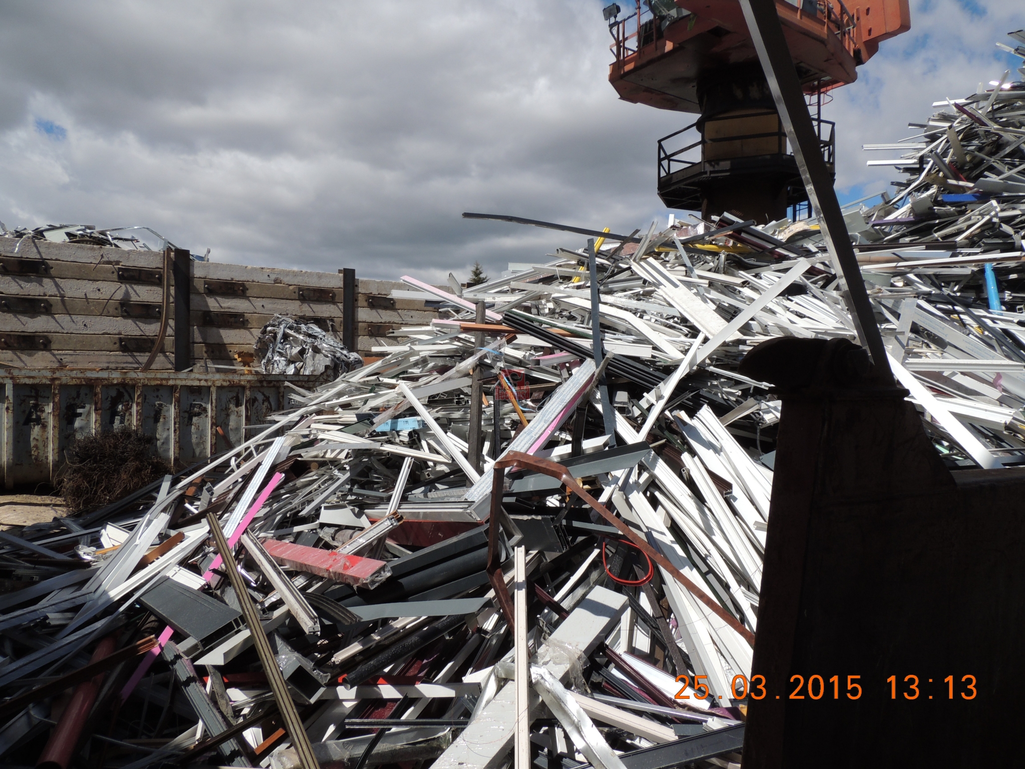 ejemplo de como se recicla la chatarra
