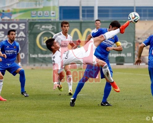 sacrificio del cf fuenlabrada logró una victoria contra el real madrid castilla