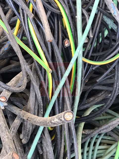 Mangueras y cables de cobre