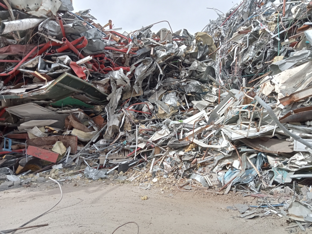 metales reciclados en chatarrería