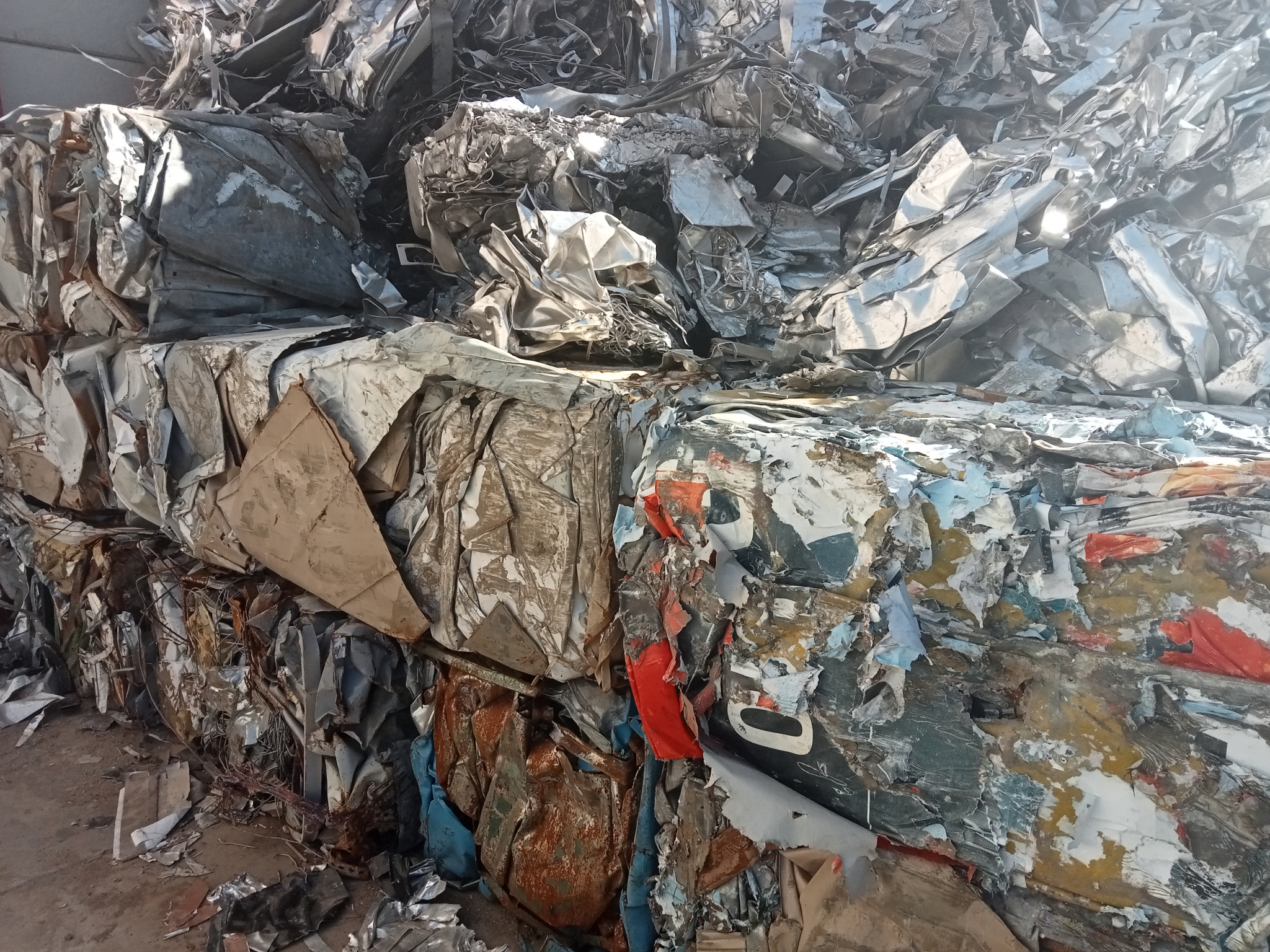 precio de metales en las chatarrerías