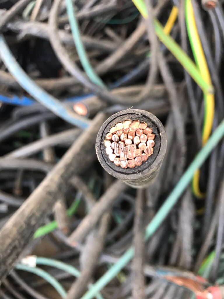 Chatarra de manguera de cobre