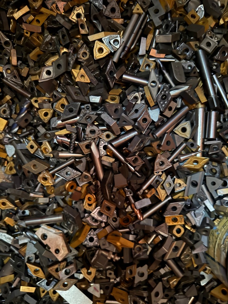 Chatarra de wolframio