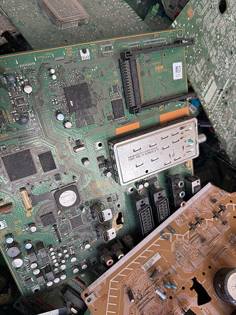 residuos eléctricos y electrónicos raee