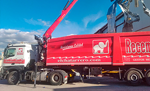 Baja de camiones en la DGT y retirada para desguace